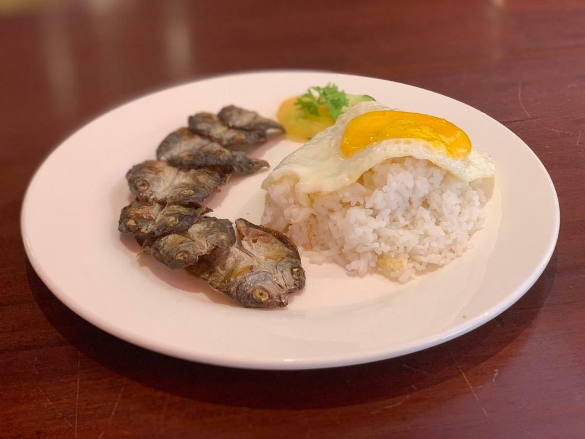 Kiwi Hotel Cebu Екстер'єр фото